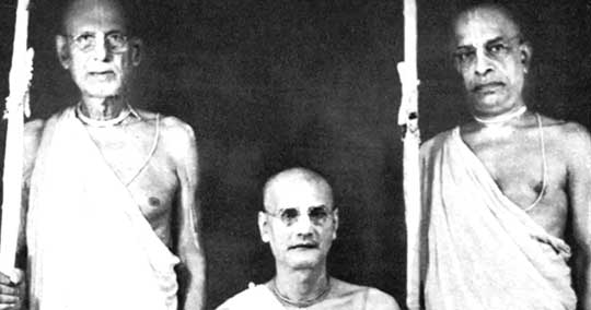 Acceptance of sannyasa by Shrila Prabhupada