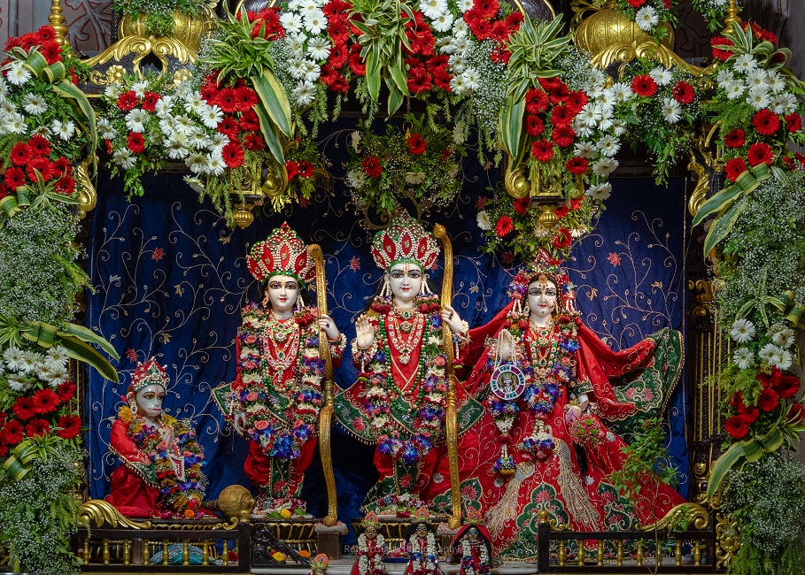 Devotees or temple activity